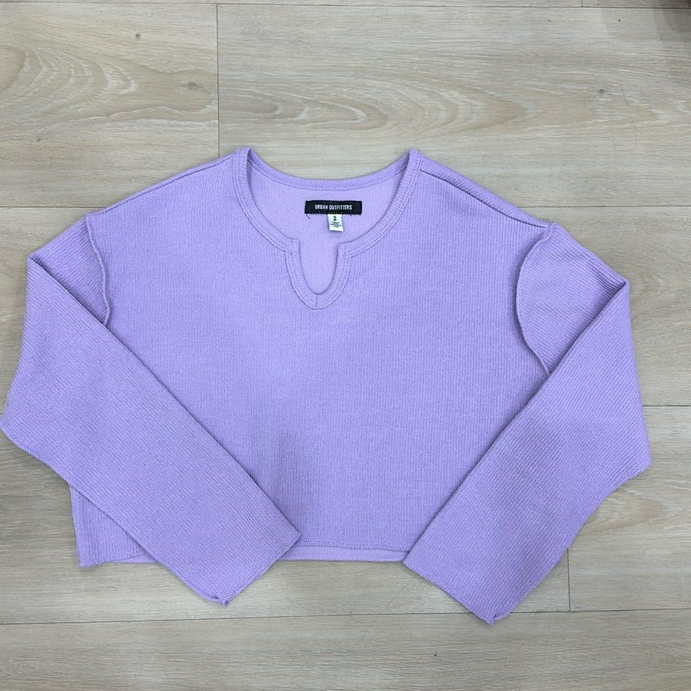 Urban Outfitters Parker Notch Long Sleeve Top in Purple, small, oversized, crop